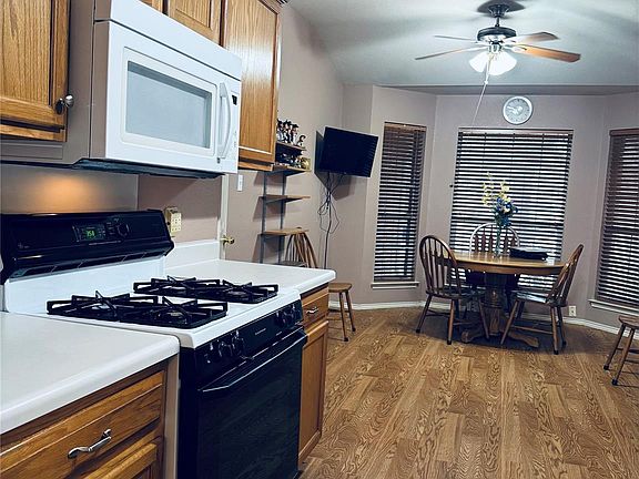 2nd image of 1007 Audra St