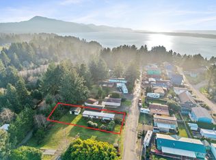 2215 Martin Ave, Tillamook, OR