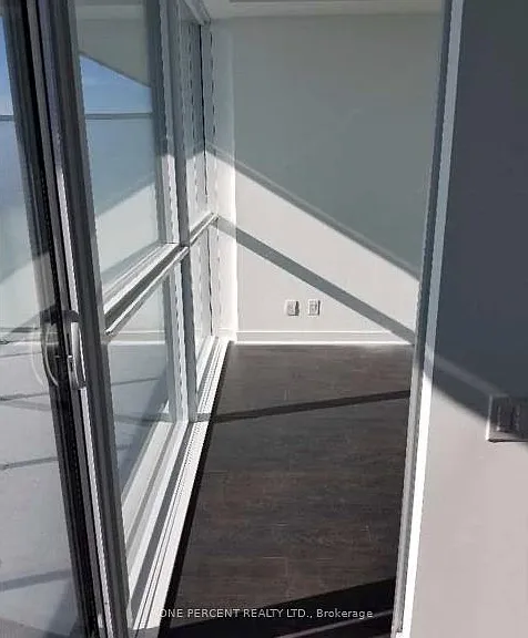 15 Grenville St #4510 — Photo 4