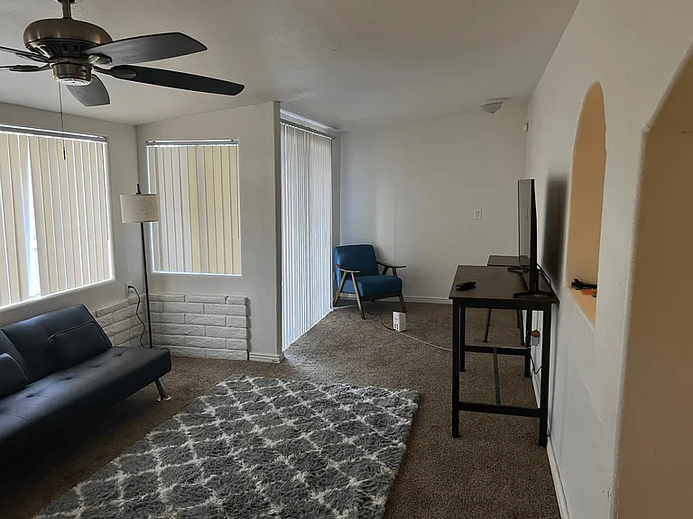 3138 W Bloomfield Rd — Photo 5