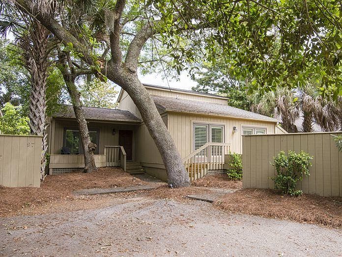 1st image of 97 Surfscoter Ln