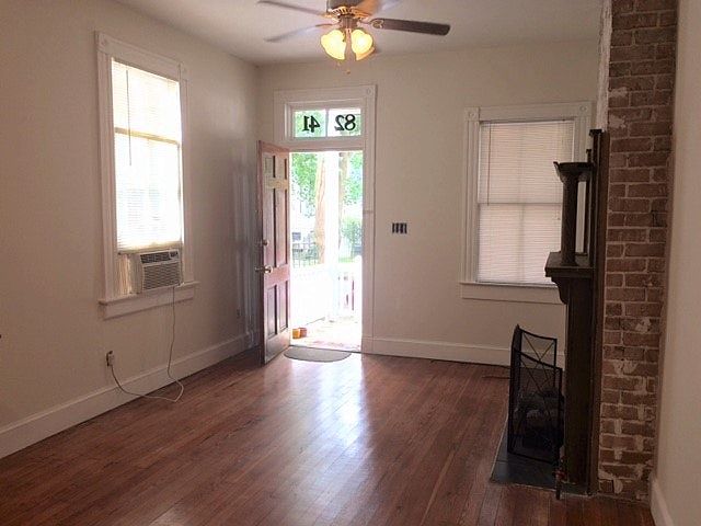 LIVING ROOM ENTRY