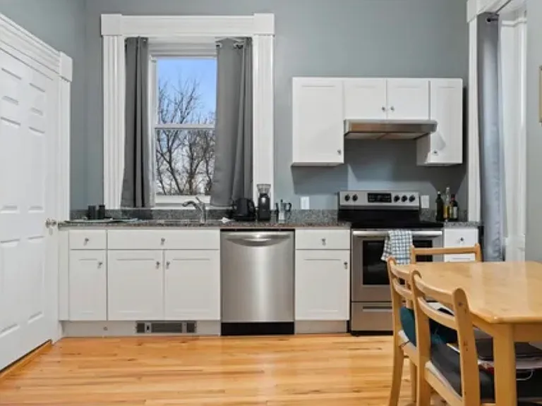 72-74 3rd St #4 — Photo 7