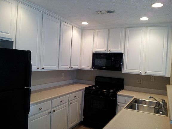2nd image of 5330 Stonemeadow Ave APT C