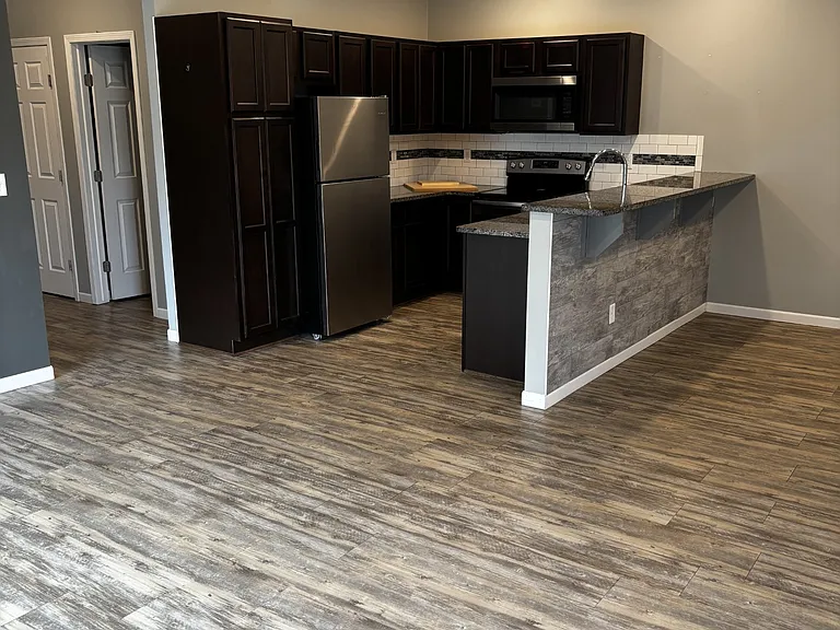 620 N Grandstone St — Photo 5