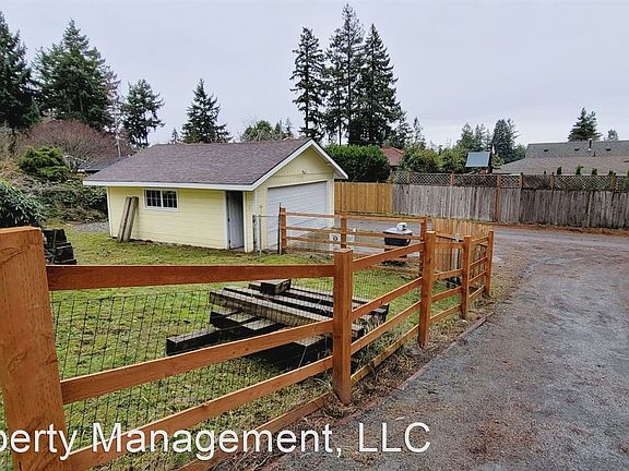 2nd image of 10215 Sharon St SW