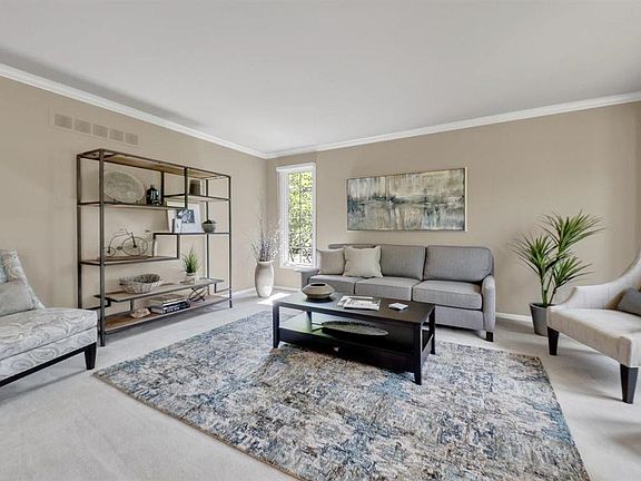 5th image of 54084 Carrington Dr