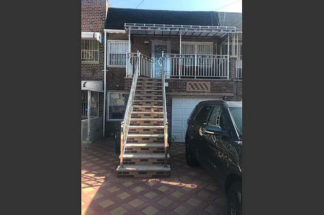 1st image of 10210 Avenue K