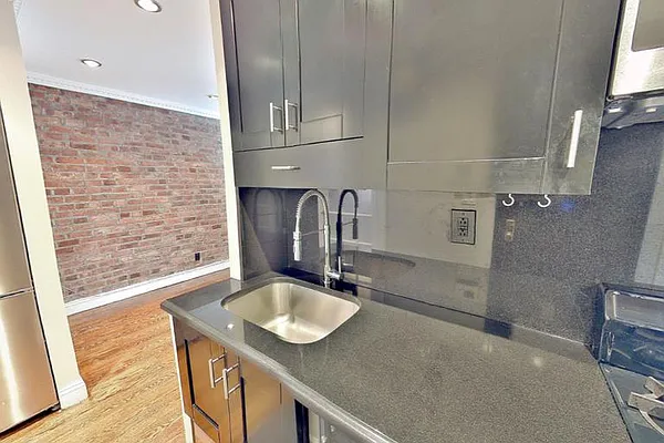 Rented by Centennial Properties NY | media 8