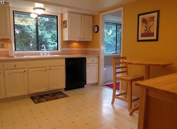 4th image of 13125 SW Del Mar Ct
