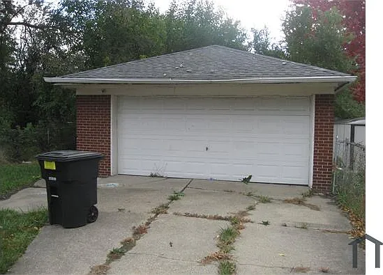 9310 Littlefield St — Photo 15