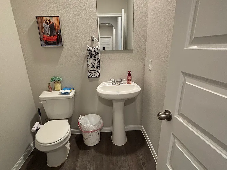 14031 Chinook Dr — Photo 11