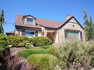 2621 37th Ave SW, Seattle, WA 98126