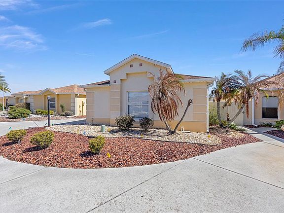 3rd image of 1111 San Bernardo Rd