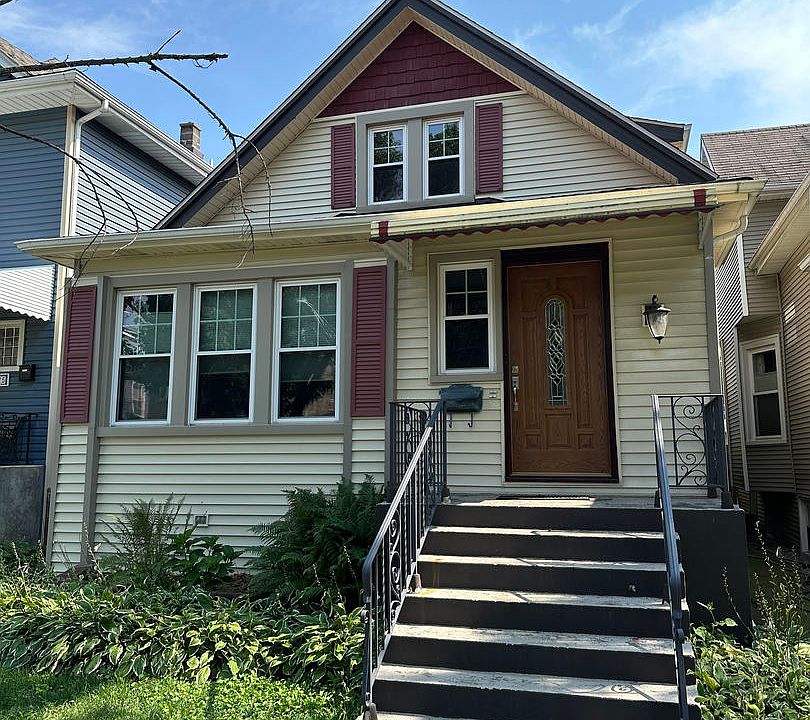 1st image of 4127 W Cornelia Ave