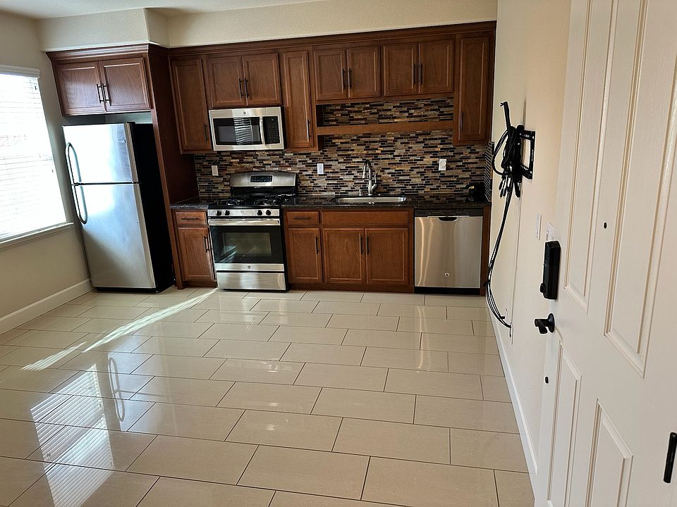 1st image of 729 W Esplanade Dr #729