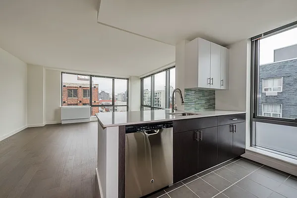 Rented by Greystar | media 12