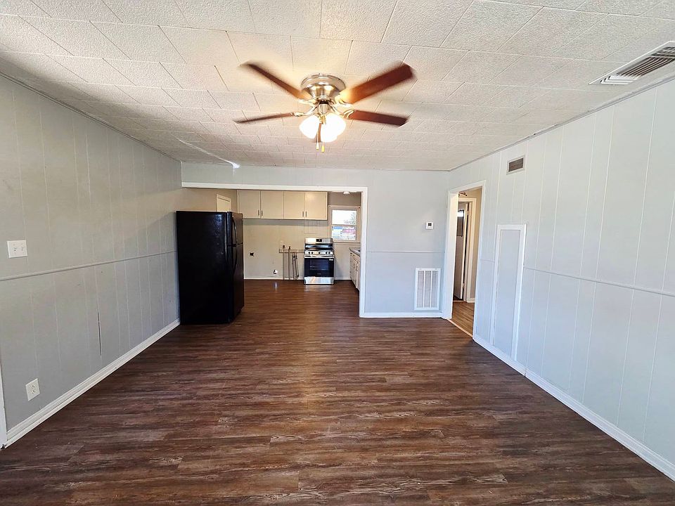 1st image of 609 34th St
