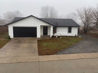 3841 S 142nd Ave E, Tulsa, OK 74134