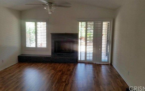 3rd image of 54385 Avenida Vallejo
