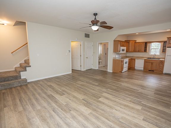 4th image of 1201 W Main St Unit B