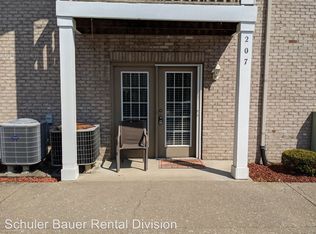 207 Colonial Club Dr #207, New Albany, IN 47150