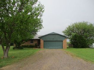 296 NW Alex Dr, Indiahoma, OK 73552