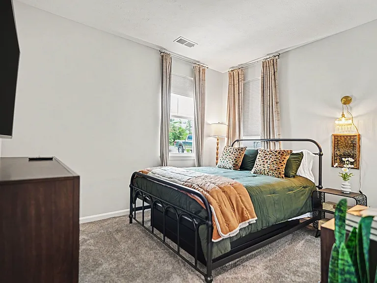 2468 Houston Rd — Photo 4