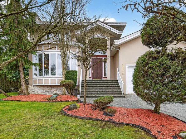 18048 99a Ave, Surrey, BC V4N 4V6