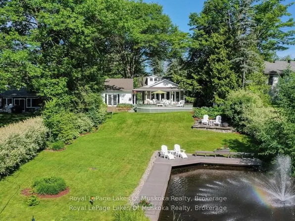 9 Mountview Ave, Huntsville, ON P1H 1G8