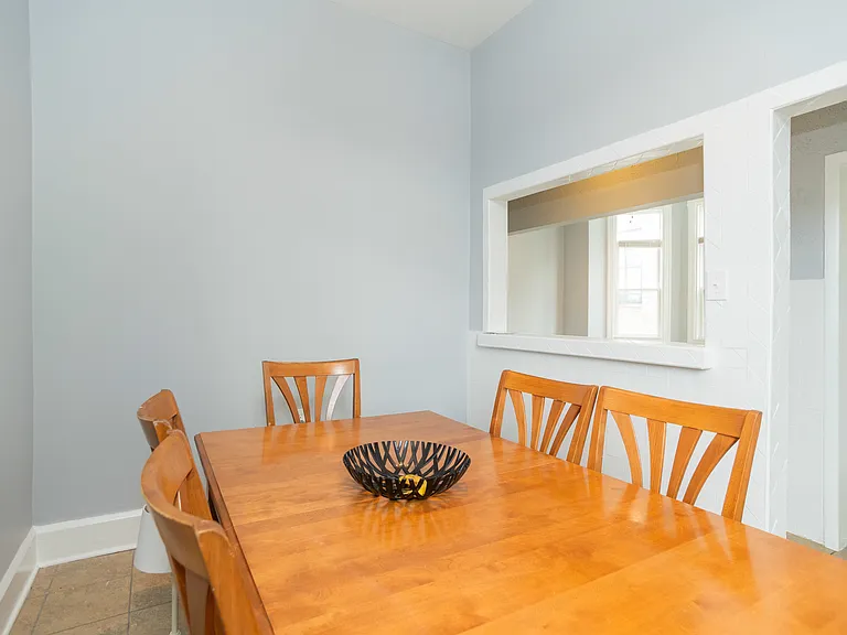 1044 W Belmont Ave #2 — Photo 9