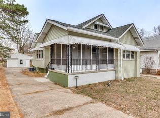 327 Bowers Ave, Runnemede, NJ 08078