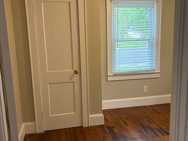 730 Newbern Rd — Photo 5