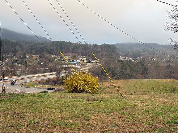 3rd image of 194 Terrace Avenue