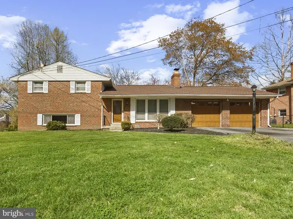 3908 Brinkley Rd, Temple Hills, MD 20748