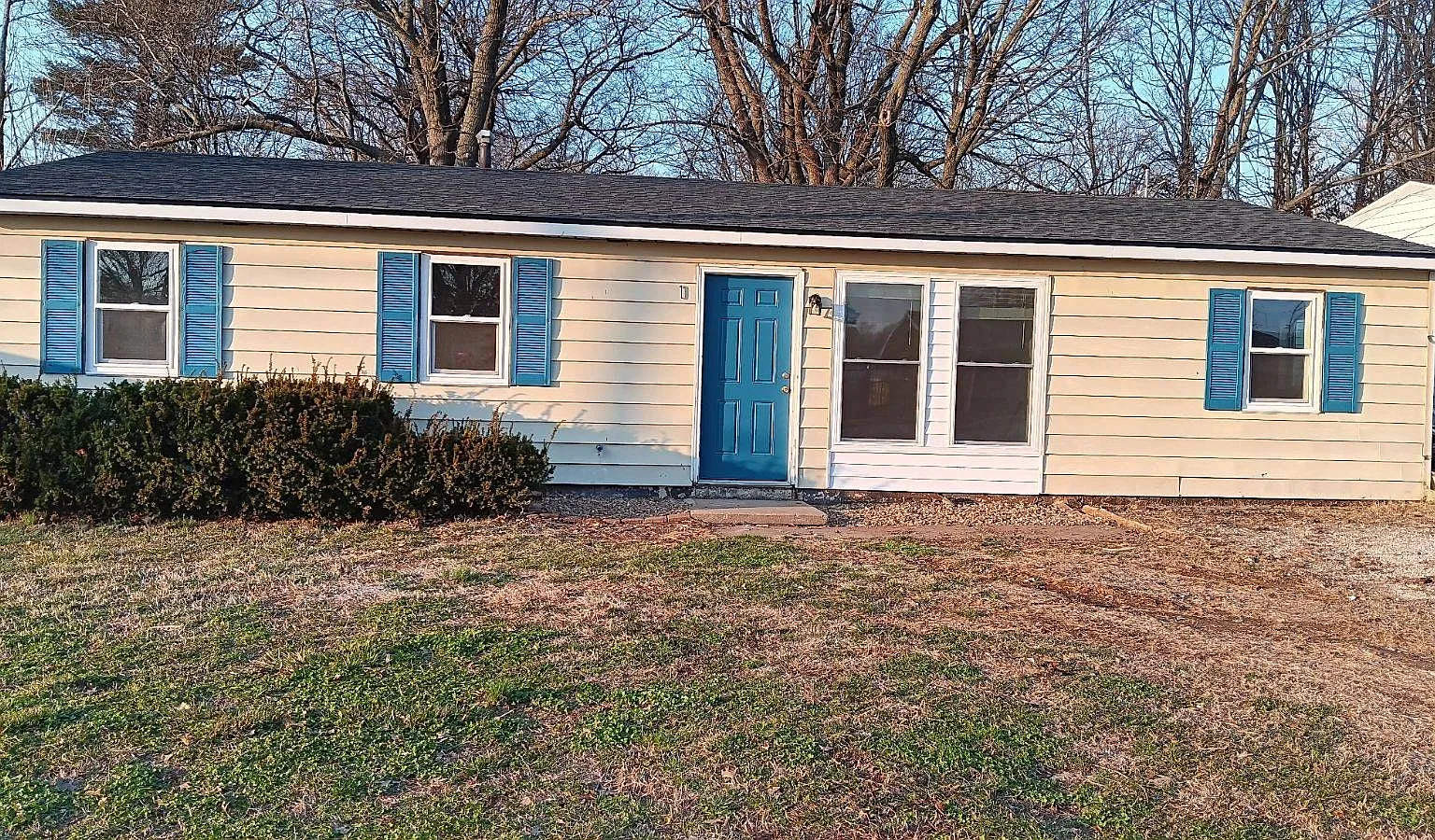 1027 East Villa Marie Street — Photo 1