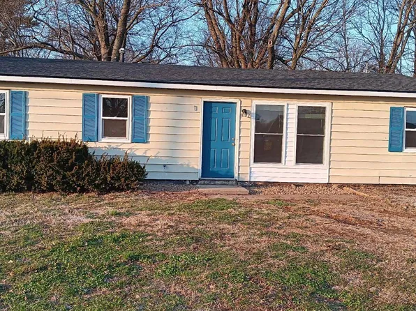 1027 E Villa Marie St, Springfield, MO 65803