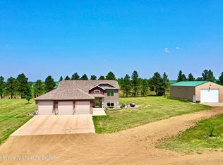 11255 29d St SW, Dickinson, ND 58601