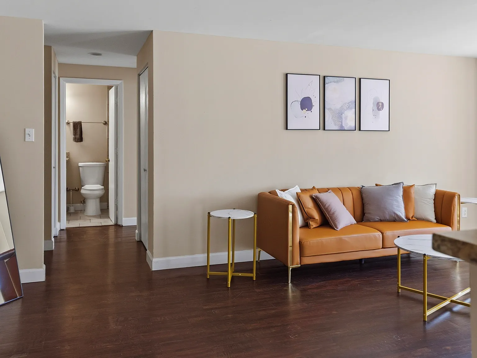 1 bed, $1,100 — Photo 2