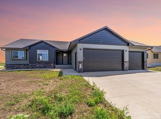 4117 S Catcher Ct, Sioux Falls, SD 57110