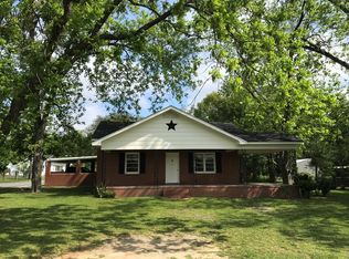 135 E North St, Ty Ty, GA 31795