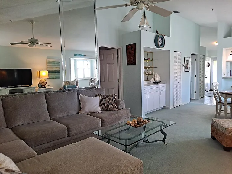 451 Bouchelle Dr #301 — Photo 12