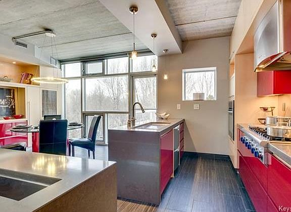 3rd image of 232 Waterfront Dr #232