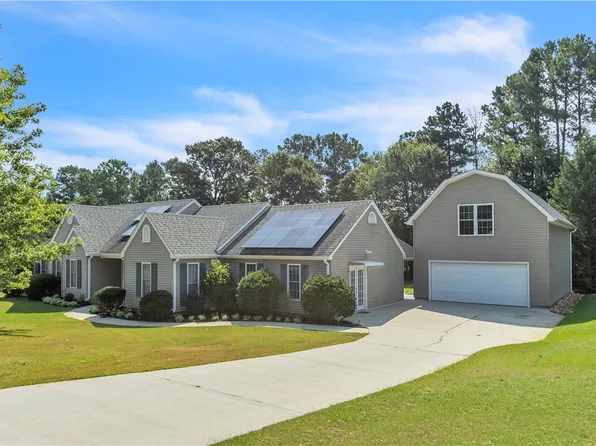204 Carrageen Dr, Williamston, SC 29697