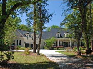 4 Camberwell Pl, Savannah, GA 31411