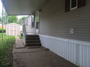 276 Apple Tree Dr, Urbana, IL 61802