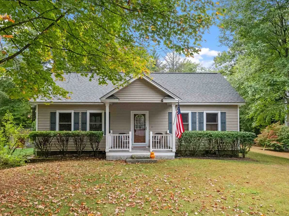 56 Davis Road, Bradford, NH 03221