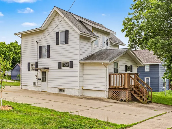 207 N Union St, Madrid, IA 50156