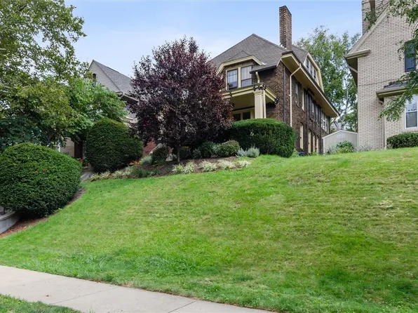 1825 Wightman St, Pittsburgh, PA 15217
