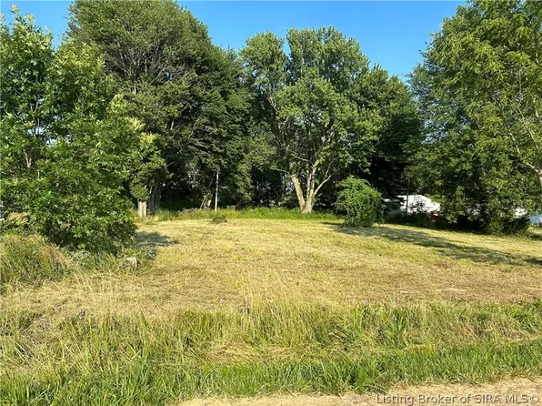 13300 Chrissy Lane NE, Palmyra, IN 47164